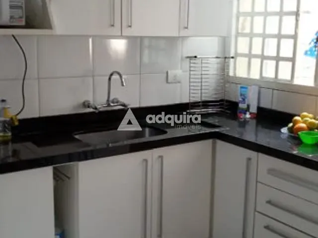 Sobrado 3 quartos e 3 banheiros, à venda, no bairro Oficinas em Ponta Grossa