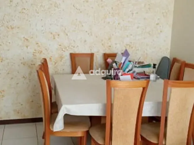 Sobrado 3 quartos e 3 banheiros, à venda, no bairro Oficinas em Ponta Grossa