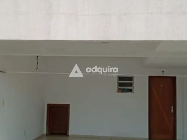 Sobrado 3 quartos e 3 banheiros, à venda, no bairro Oficinas em Ponta Grossa