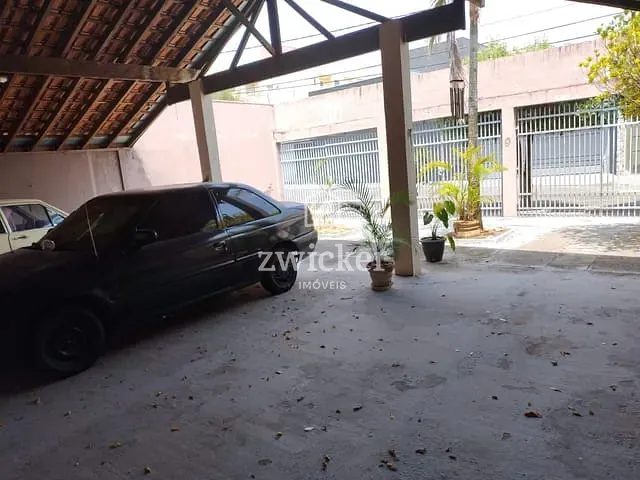 Casa com 300m² 3 quartos e 2 banheiros, à venda, no bairro Jardim Colonial em Bauru