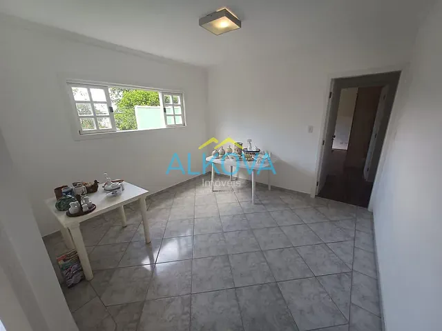 Casa com 250m² 3 quartos e 3 banheiros, à venda, no bairro Urbanova I em São José dos Campos