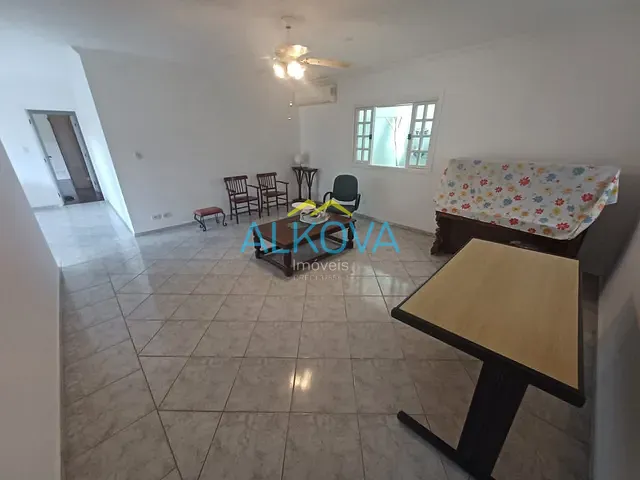Casa com 250m² 3 quartos e 3 banheiros, à venda, no bairro Urbanova I em São José dos Campos