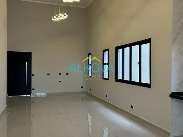 Casa com 270m² 3 quartos e 2 banheiros, à venda, no bairro Jardim Residencial Golden Park em Jacareí