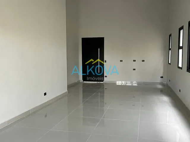 Casa com 270m² 3 quartos e 2 banheiros, à venda, no bairro Jardim Residencial Golden Park em Jacareí