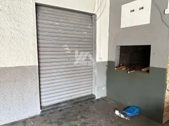 Casa 3 quartos e 2 banheiros, à venda ou para alugar, no bairro Conradinho em Guarapuava