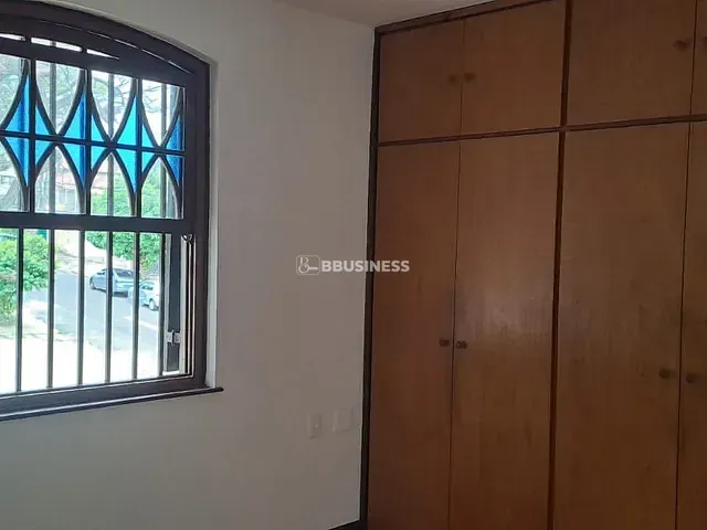 Casa com 398m² 3 quartos e 2 banheiros, para alugar, no bairro Nova Campinas em Campinas