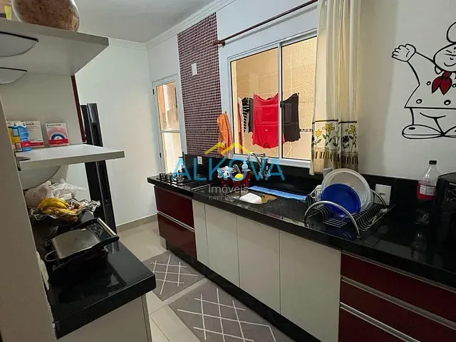 Casa com 144m² 3 quartos e 2 banheiros, à venda, no bairro Eugênio de Mello em São José dos Campos