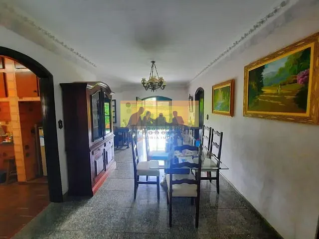 Casa com 591m² 3 quartos e 3 banheiros, para alugar, no bairro Cidade Universitária em Campinas