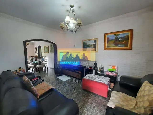 Casa com 591m² 3 quartos e 3 banheiros, para alugar, no bairro Cidade Universitária em Campinas