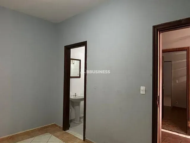 Casa com 601m² 4 quartos e 4 banheiros, para alugar, no bairro Nova Campinas em Campinas