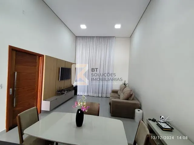 Casa com 250m² 3 quartos e 2 banheiros, à venda, no bairro Jardim Residencial Viena em Indaiatuba