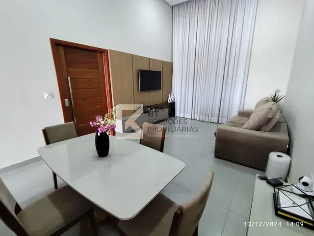 Casa com 250m² 3 quartos e 2 banheiros, à venda, no bairro Jardim Residencial Viena em Indaiatuba