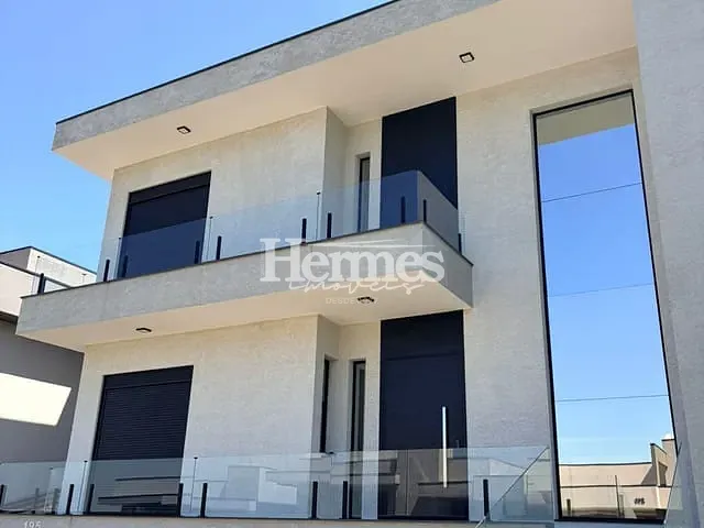 Casa com 300m² 4 quartos e 5 banheiros, à venda ou para alugar, no bairro Jardim Ypê em Paulínia