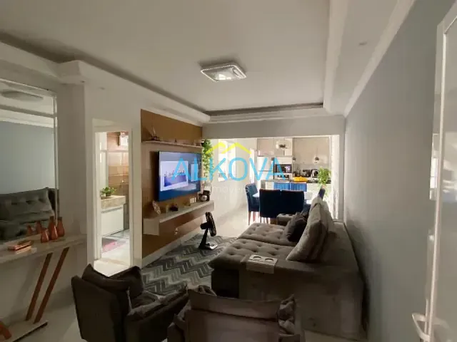 Casa com 125m² 3 quartos e 2 banheiros, à venda, no bairro Eugênio de Mello em São José dos Campos