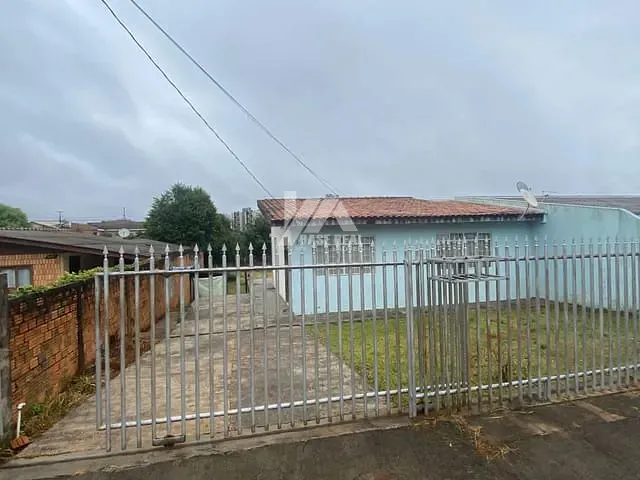 Casa com 591m² 1 quarto e 1 banheiro, à venda, no bairro Batel em Guarapuava