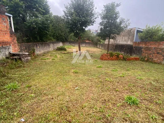 Casa com 591m² 1 quarto e 1 banheiro, à venda, no bairro Batel em Guarapuava