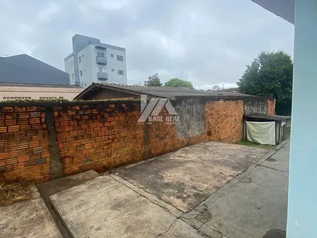 Casa com 591m² 1 quarto e 1 banheiro, à venda, no bairro Batel em Guarapuava