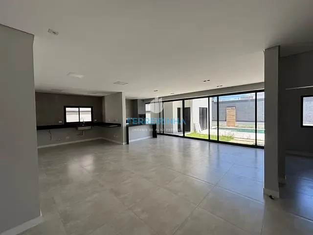 Casa com 450m² 3 quartos e 4 banheiros, à venda ou para alugar, no bairro Colinas do Paratehy em São José dos Campos