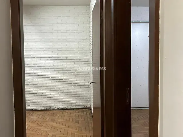 Casa com 305m² 4 quartos e 2 banheiros, para alugar, no bairro Jardim Bela Vista em Campinas