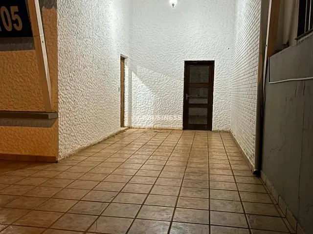 Casa com 305m² 4 quartos e 2 banheiros, para alugar, no bairro Jardim Bela Vista em Campinas