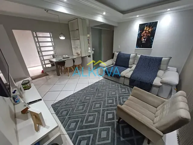 Casa com 155m² 4 quartos e 3 banheiros, à venda, no bairro Conjunto Residencial Trinta e Um de Março em São José dos Campos
