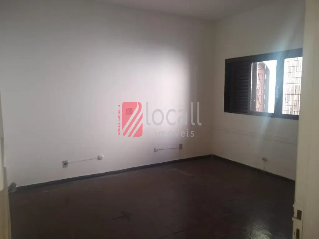 Casa com 1 quarto para aluguel, 340m² — foto 1 de 25