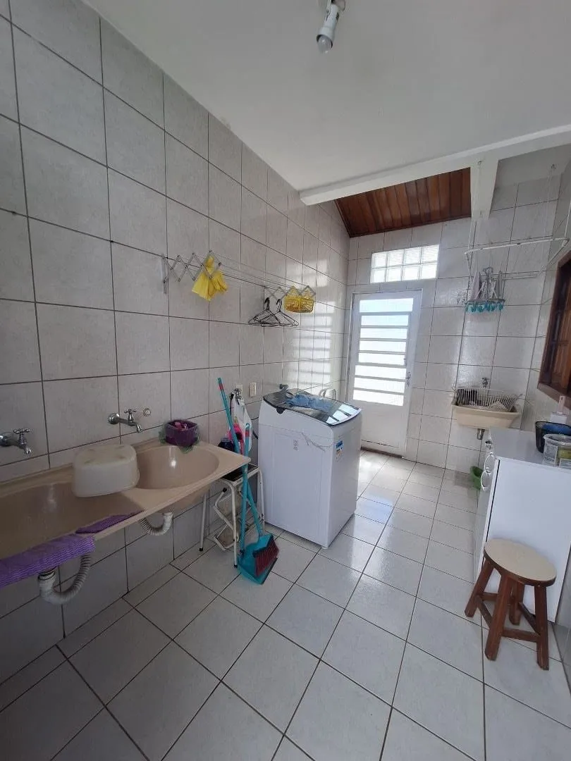 Casa, 5 quartos, 300 m² - Foto 17