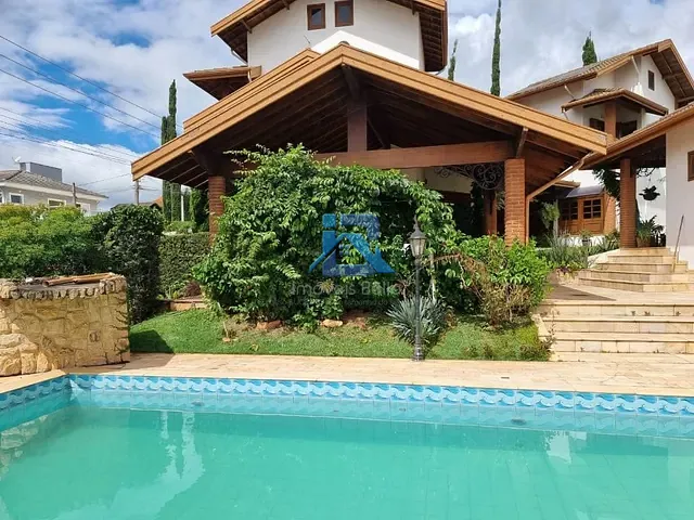 Casa com 500m² 4 quartos e 8 banheiros, à venda, no bairro Residencial Fazenda Serrinha em Itatiba