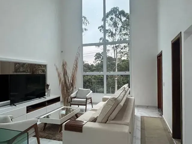 Casa com 775m² 4 quartos e 5 banheiros, à venda ou para alugar, no bairro San Diego em Vargem Grande Paulista