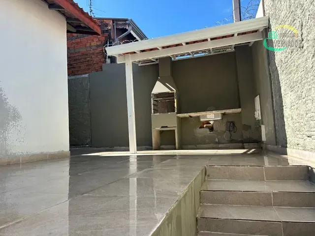 Casa com 180m² 2 quartos e 1 banheiro, à venda ou para alugar, no bairro Dic VI (Conjunto Habitacional Santo Dias Silva) em Campinas