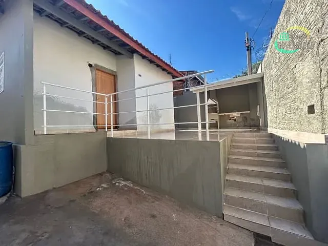 Casa com 180m² 2 quartos e 1 banheiro, à venda ou para alugar, no bairro Dic VI (Conjunto Habitacional Santo Dias Silva) em Campinas