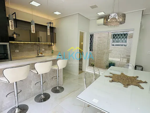 Casa com 113m² 2 quartos e 2 banheiros, à venda, no bairro Jardim Marcondes em Jacareí