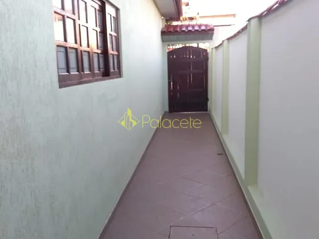 Casa com 300m² 3 quartos e 2 banheiros, à venda, no bairro Cooperi em Guaratinguetá