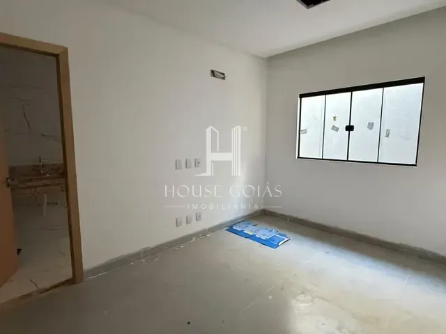 Casa com 247m² 3 quartos e 4 banheiros, à venda, no bairro Jardim Presidente em Goiânia