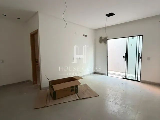 Casa com 247m² 3 quartos e 4 banheiros, à venda, no bairro Jardim Presidente em Goiânia