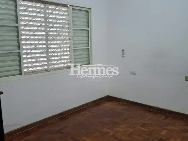 Casa com 300m² 3 quartos e 2 banheiros, para alugar, no bairro Santa Cecília em Paulínia