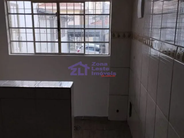 Casa com 300m² 3 quartos e 2 banheiros, à venda ou para alugar, no bairro Vila Mafra em São Paulo