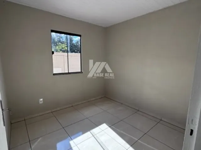 Casa 2 quartos e 1 banheiro, para alugar, no bairro Bonsucesso em Guarapuava