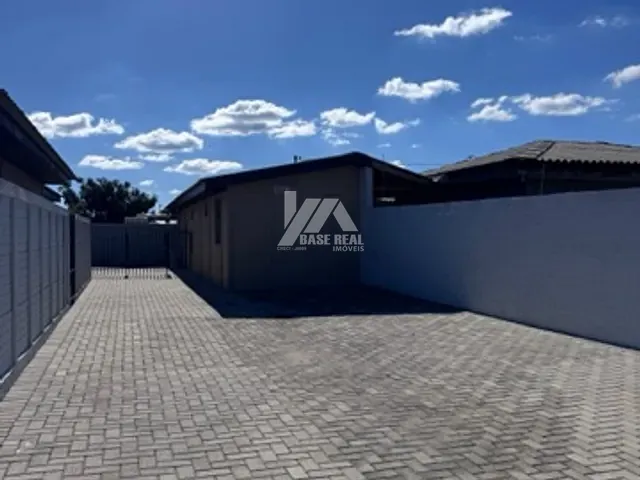 Casa 2 quartos e 1 banheiro, para alugar, no bairro Bonsucesso em Guarapuava