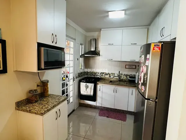Casa 3 quartos e 2 banheiros, à venda, no bairro Jardim Interlagos em Hortolândia