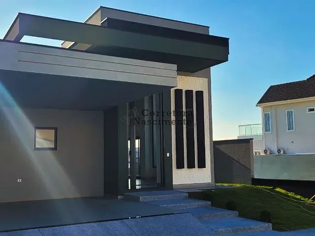 Casa com 333m² 3 quartos e 4 banheiros, à venda, no bairro Urbanova em São José dos Campos