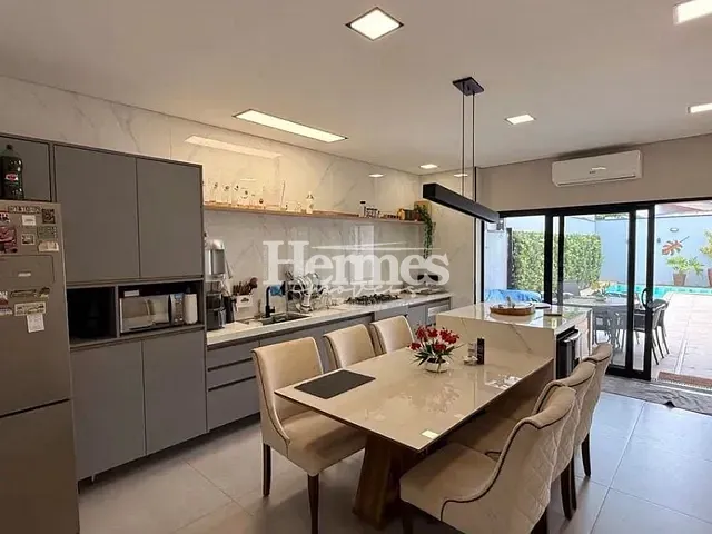 Casa com 300m² 3 quartos e 4 banheiros, à venda, no bairro João Aranha em Paulínia