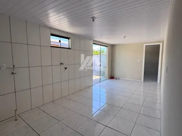 Casa com 80m² 2 quartos e 1 banheiro, para alugar, no bairro Bonsucesso em Guarapuava