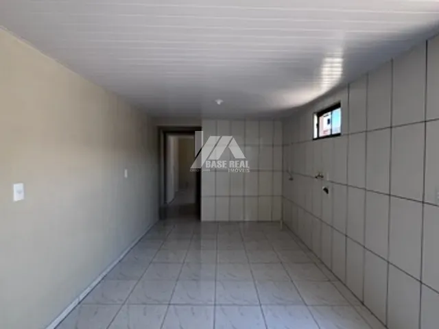 Casa com 80m² 2 quartos e 1 banheiro, para alugar, no bairro Bonsucesso em Guarapuava