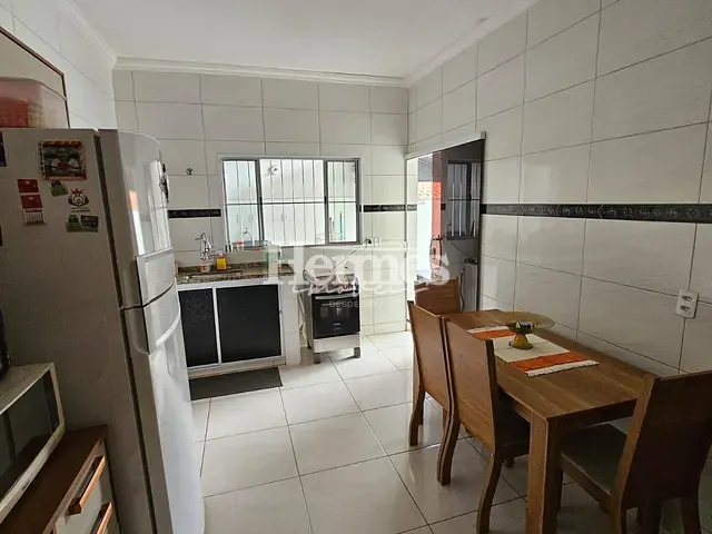 Casa com 230m² 5 quartos e 3 banheiros, à venda, no bairro Alto de Pinheiros em Paulínia