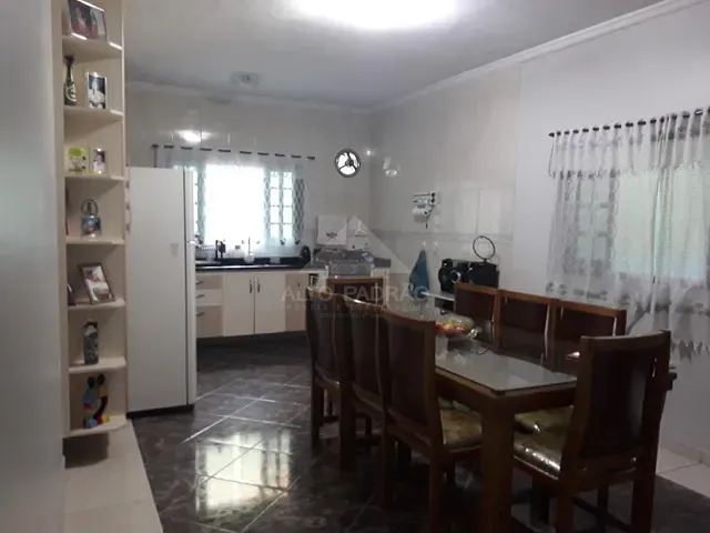 Casa com 300m² 4 quartos e 3 banheiros, à venda, no bairro Jardim Mauá em Mauá