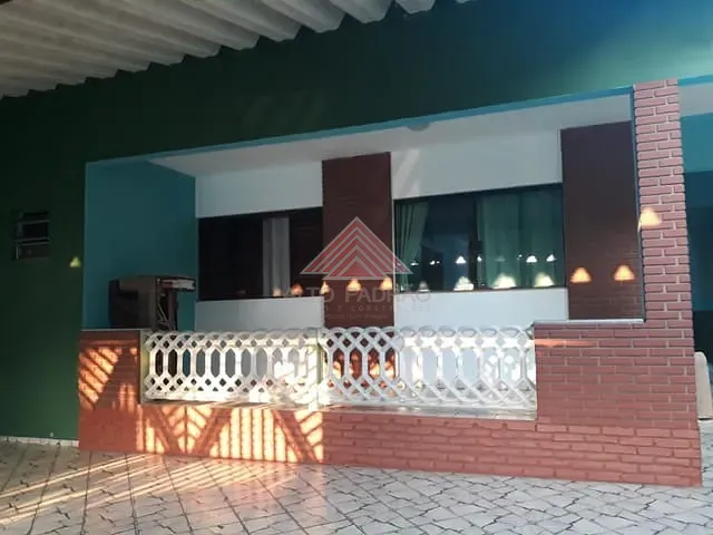 Casa com 300m² 4 quartos e 3 banheiros, à venda, no bairro Jardim Mauá em Mauá