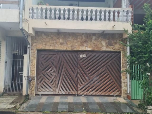 Casa com 125m² 4 quartos e 3 banheiros, à venda, no bairro Jardim Maria Helena em Barueri