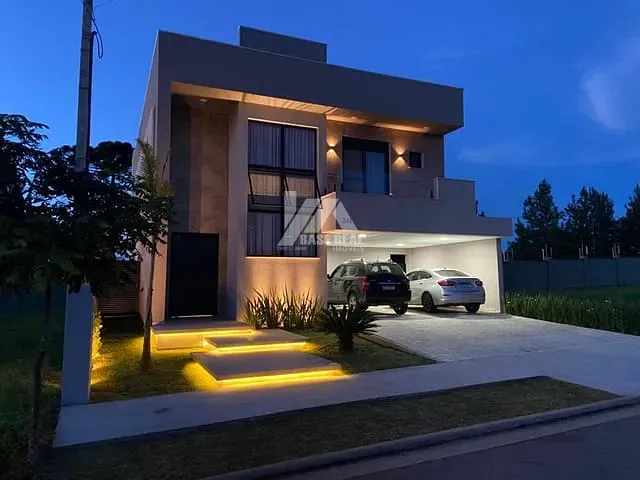 Casa com 300m² 3 quartos e 4 banheiros, à venda, no bairro Jardim Carvalho em Ponta Grossa