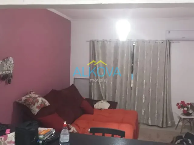 Casa com 130m² 3 quartos e 2 banheiros, à venda, no bairro Jardim das Indústrias em São José dos Campos